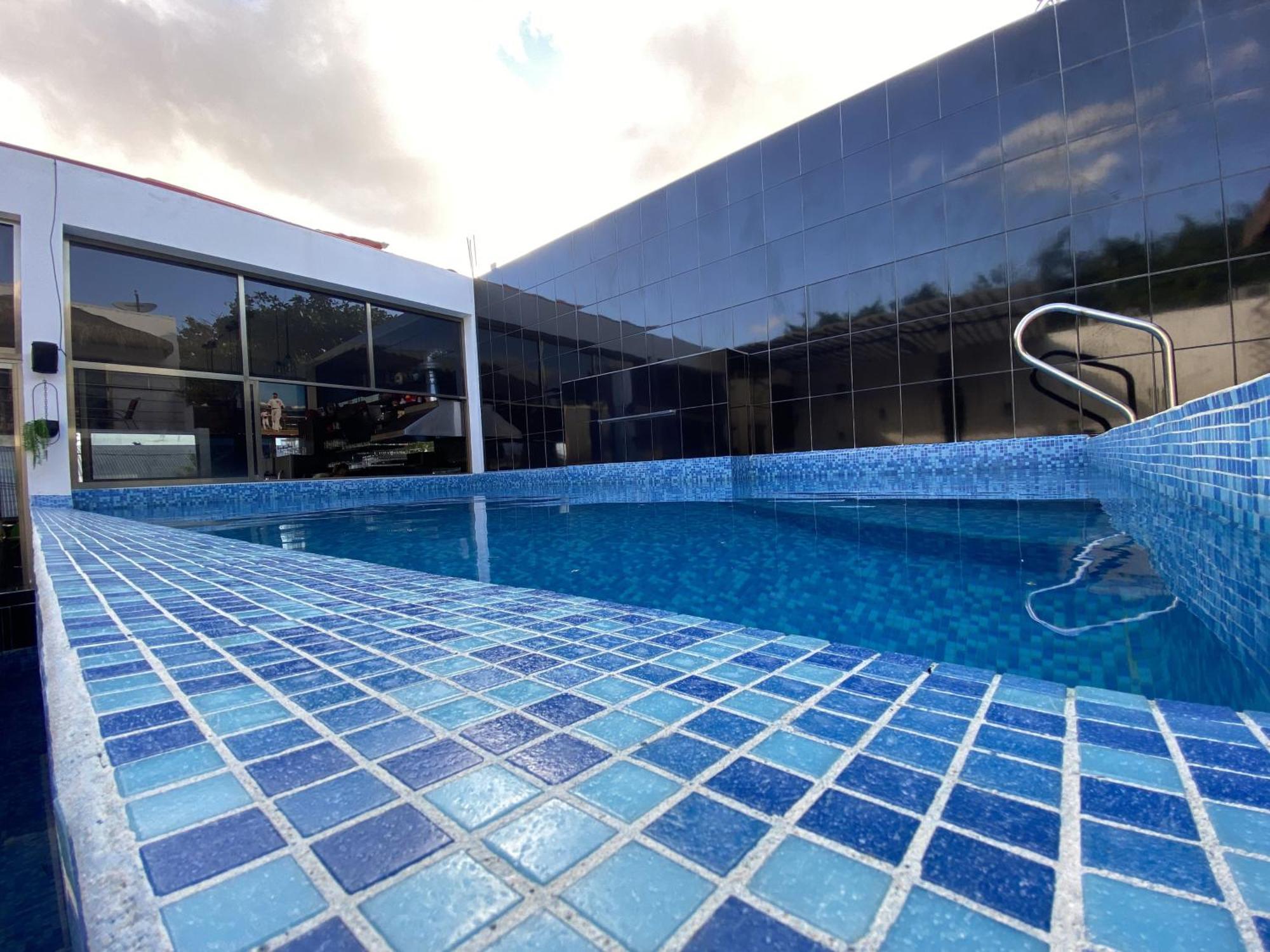 Casa Balam Cancun Gladiolas Exterior foto
